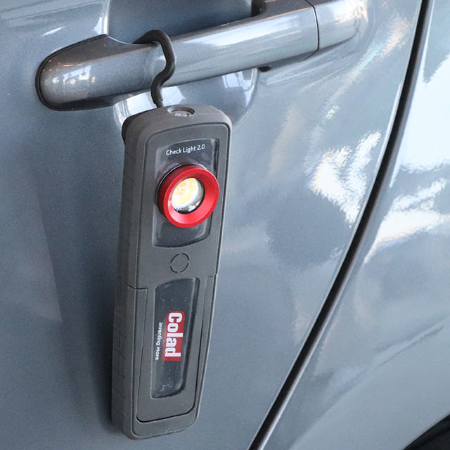 Lampada Controllo Colore 2.0 - Luce di lavoro versatile con SCANSIONE CCT 