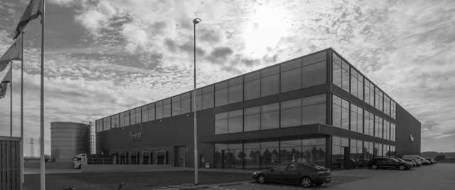 EMM abre a nova sede e centro de distribuição