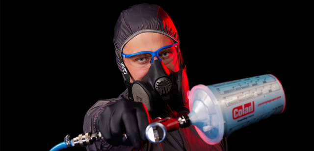 Metal bonding banner